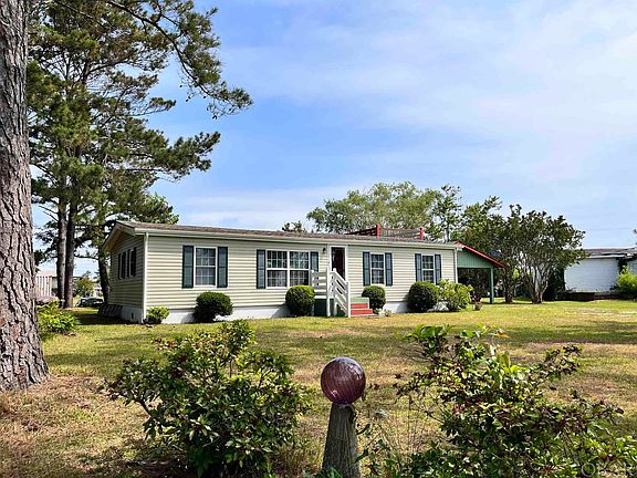 2nd image of 137 Edgewater Dr Lot 13