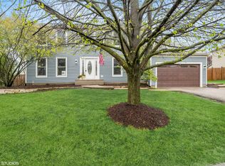 36931 N Deerview Dr, Lake Villa, IL 60046