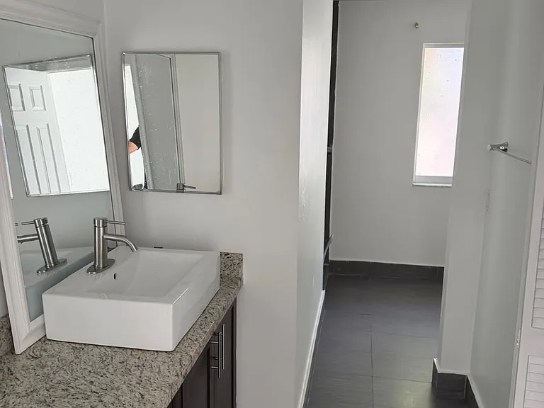 10939 W Broward Blvd #10939 — Photo 12