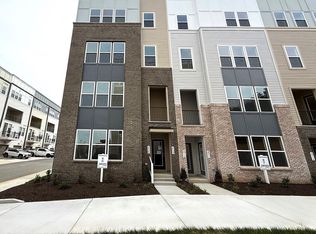 2522 Neabsco Common Pl, Woodbridge, VA 22191