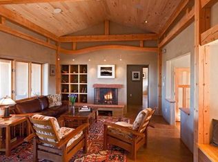 16 Tanoito, Santa Fe, NM 87506