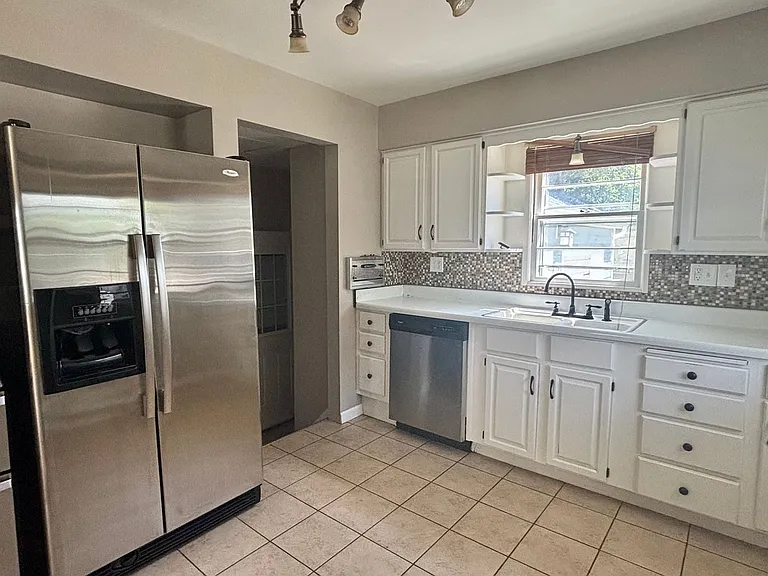 1105 Harvard Ave — Photo 10