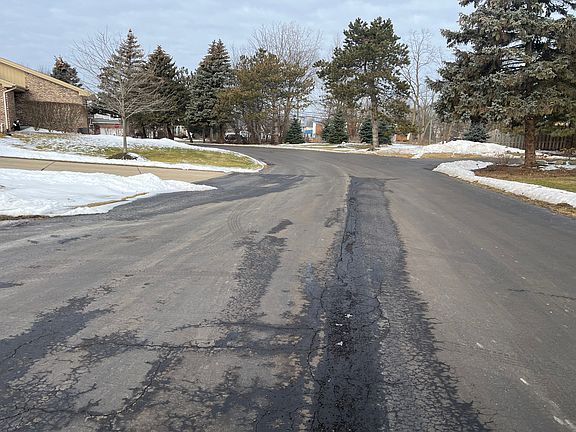 4th image of 4557 Fairway Ct