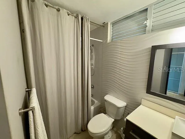1386 Avenue San Ignacio #611 — Photo 10