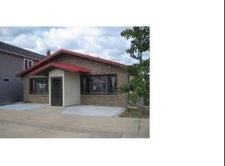 211 S Main St, Neshkoro, WI 54960