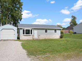 657 Clifty Dr, Columbus, IN 47201
