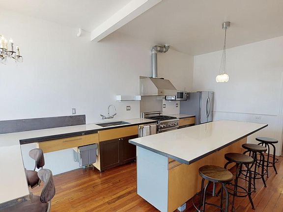 4th image of 50 Albion St