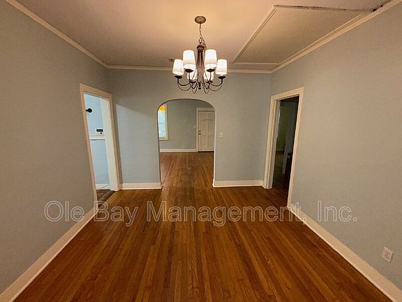 4th image of 305 Chidester Ave