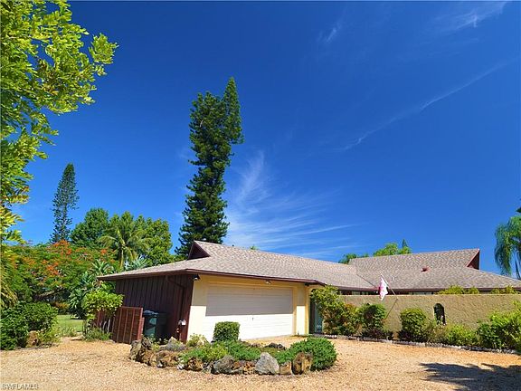 3rd image of 7340 Popham Dr