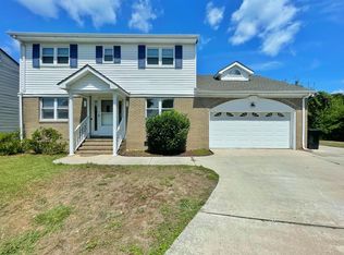 1401 Lakeland Ct, Virginia Beach, VA 23464