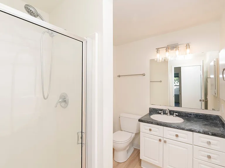 4208 Beach Drive — Photo 67