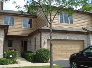 94 Santa Fe Ct, Willow Springs, IL 60480