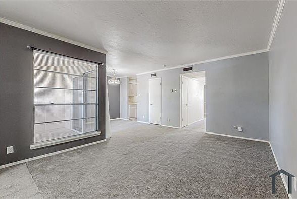 1st image of 4601 Carlisle Blvd NE #10