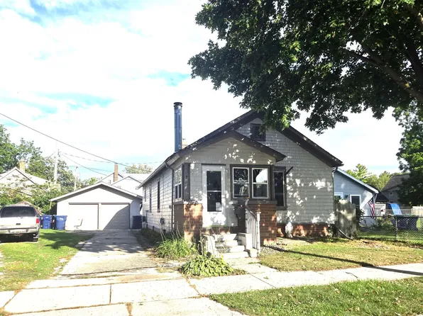 1530 Elizabeth St, Bay City, MI 48708