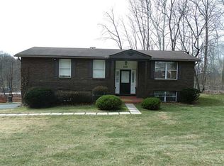 560 Old Frankstown Rd, Monroeville, PA 15146