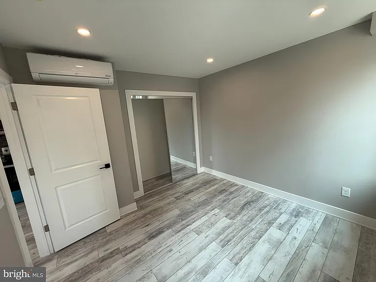 2623 Poplar St #2 — Photo 10