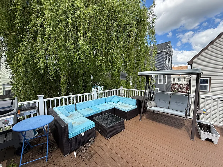 24 Shapley Ave #2 — Photo 4