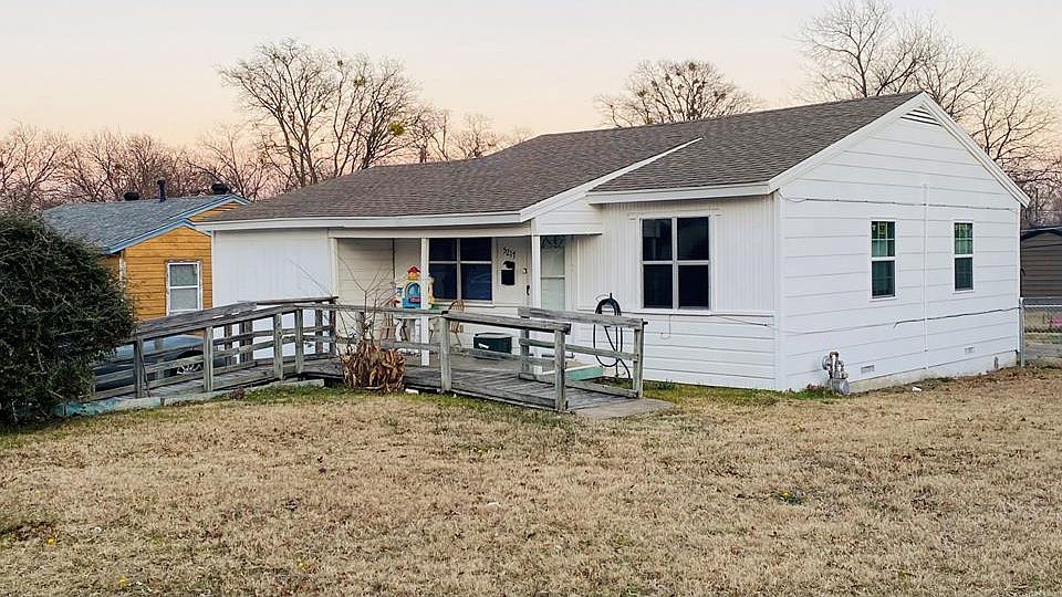 1st image of 5217 Townsend Dr