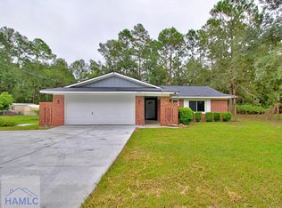 1062 Kelly Dr, Hinesville, GA 31313