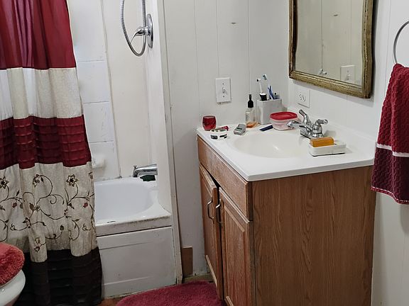5th image of 3719 Copenhagen St