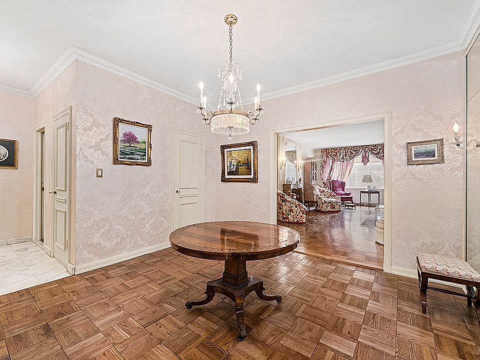 1st image of 700 Park Ave APT 6C