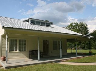 17119 E Charbonnet Rd, Ponchatoula, LA 70454