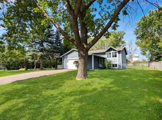 15702 92nd Pl N, Maple Grove, MN 55369