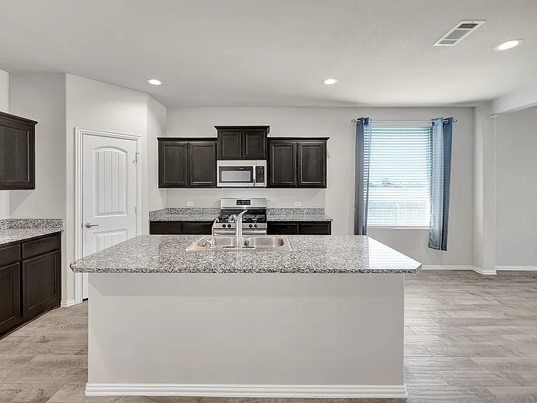 6901 Boss Ranch Rd — Photo 10