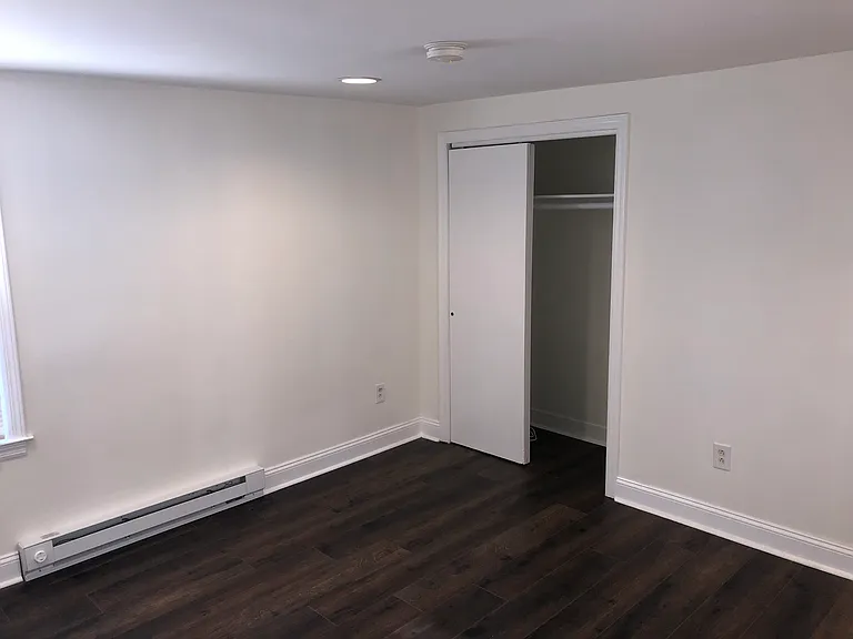 18 Main St #3 — Photo 9