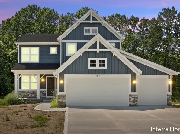 1417 Kimber Dr SE, Lowell, MI 49331