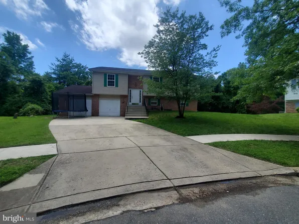 5502 Linwood Ct, Lanham, MD 20706