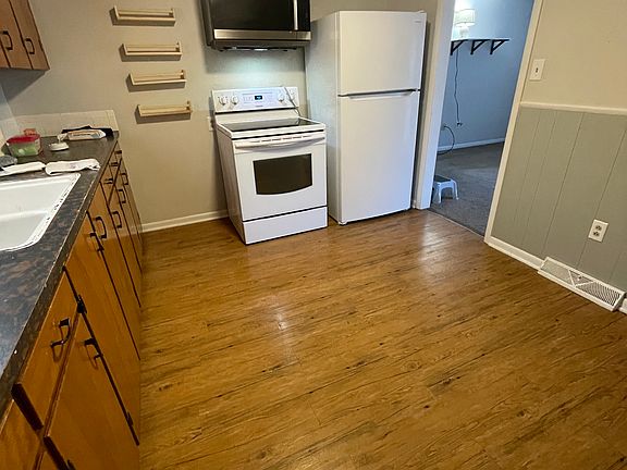 4th image of 3004 Chickasaw Dr