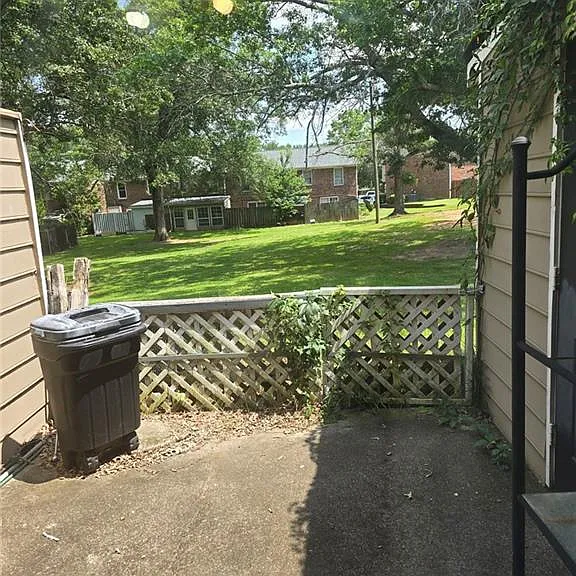 2230 Kings Gate Cir #D — Photo 16