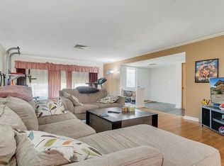 809 N Alpine Rd #811, Rockford, IL 61107