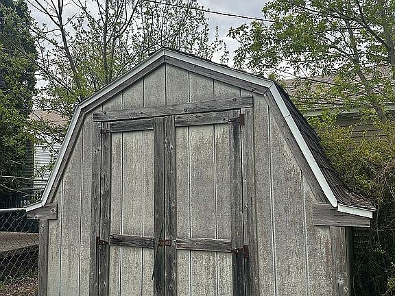 5th image of 4854 Griswold Rd