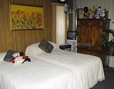 5th image of 3806 Rolling Hills Ct W
