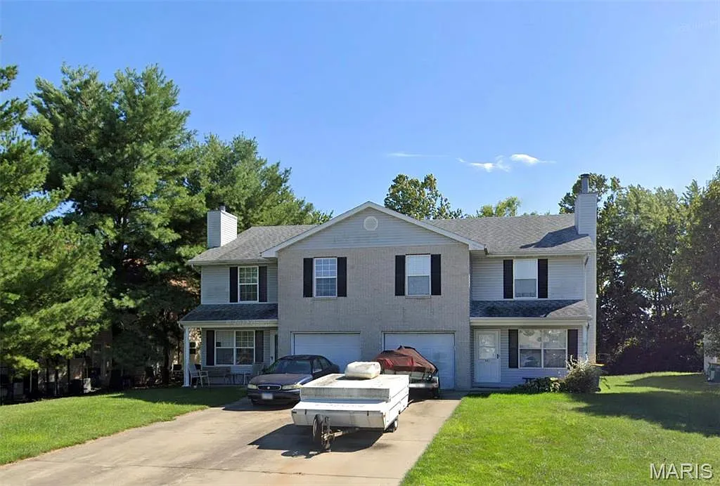3 bed, 3.0 bath, 1428 sqft, $1,850 — Photo 1