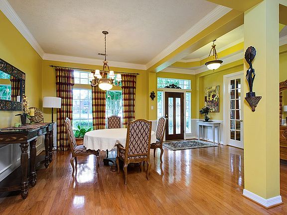 5th image of 17723 White Oak Hl