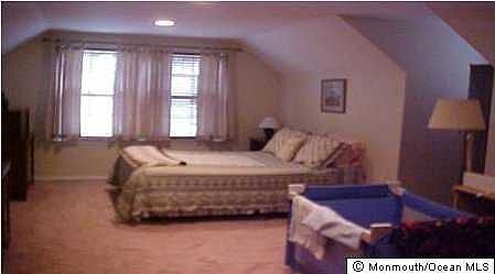 5th image of 205 Yvonne Dr