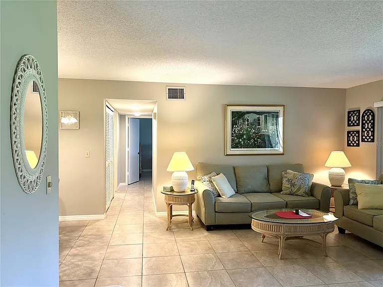 5662 Gardens Dr #104 — Photo 8
