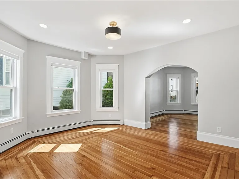 68 Electric Ave #1A — Photo 6