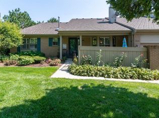 29498 Beau Rdg #1, Farmington Hills, MI 48331
