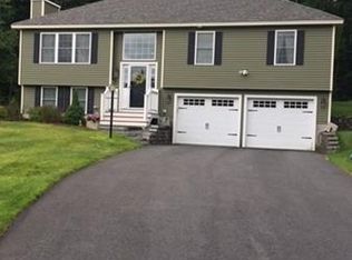 85 Fox Run Dr, Ayer, MA 01432
