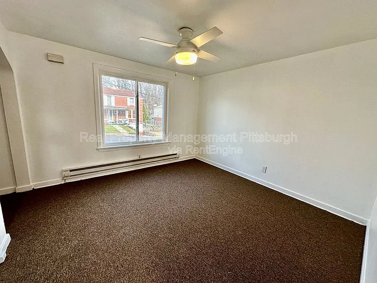 8612 Oakcrest Rd — Photo 6