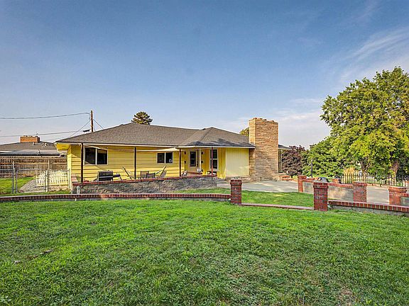 4th image of 527 Park Dr