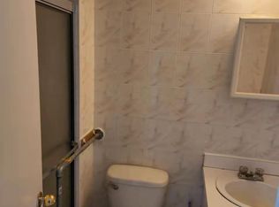 61-24 172nd St #B, Fresh Meadows, NY 11365