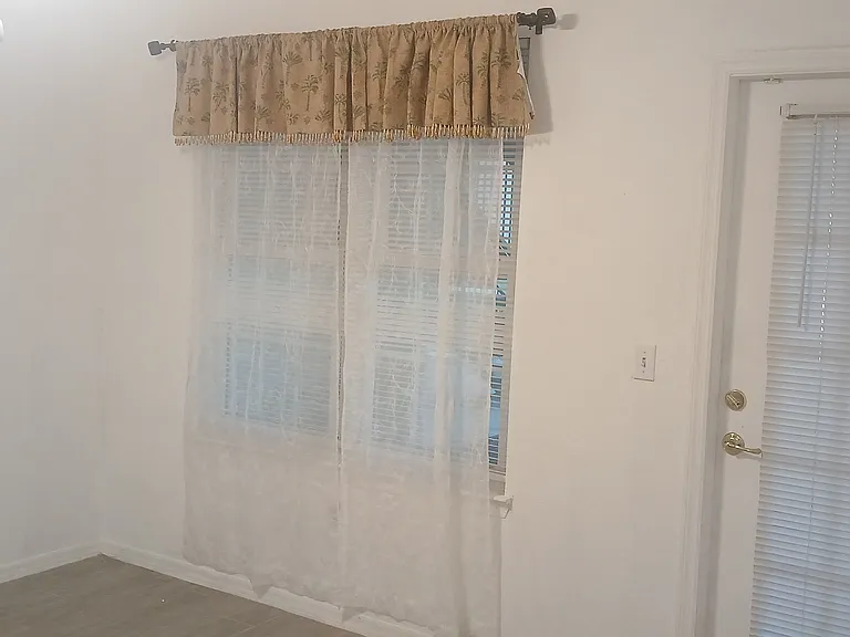 23660 Walden Center Dr #106 — Photo 10