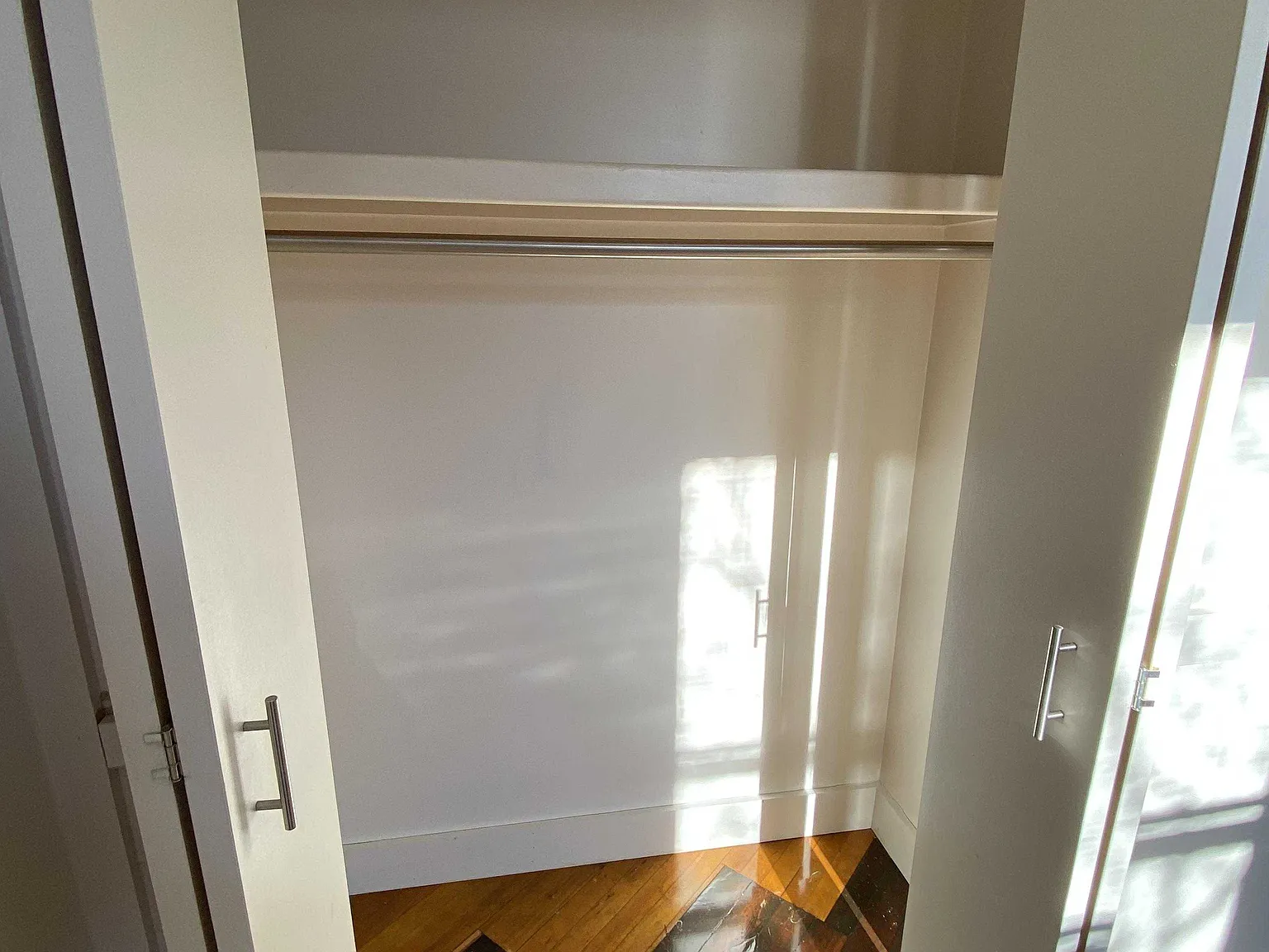 2 bed, $4,500 — Photo 2