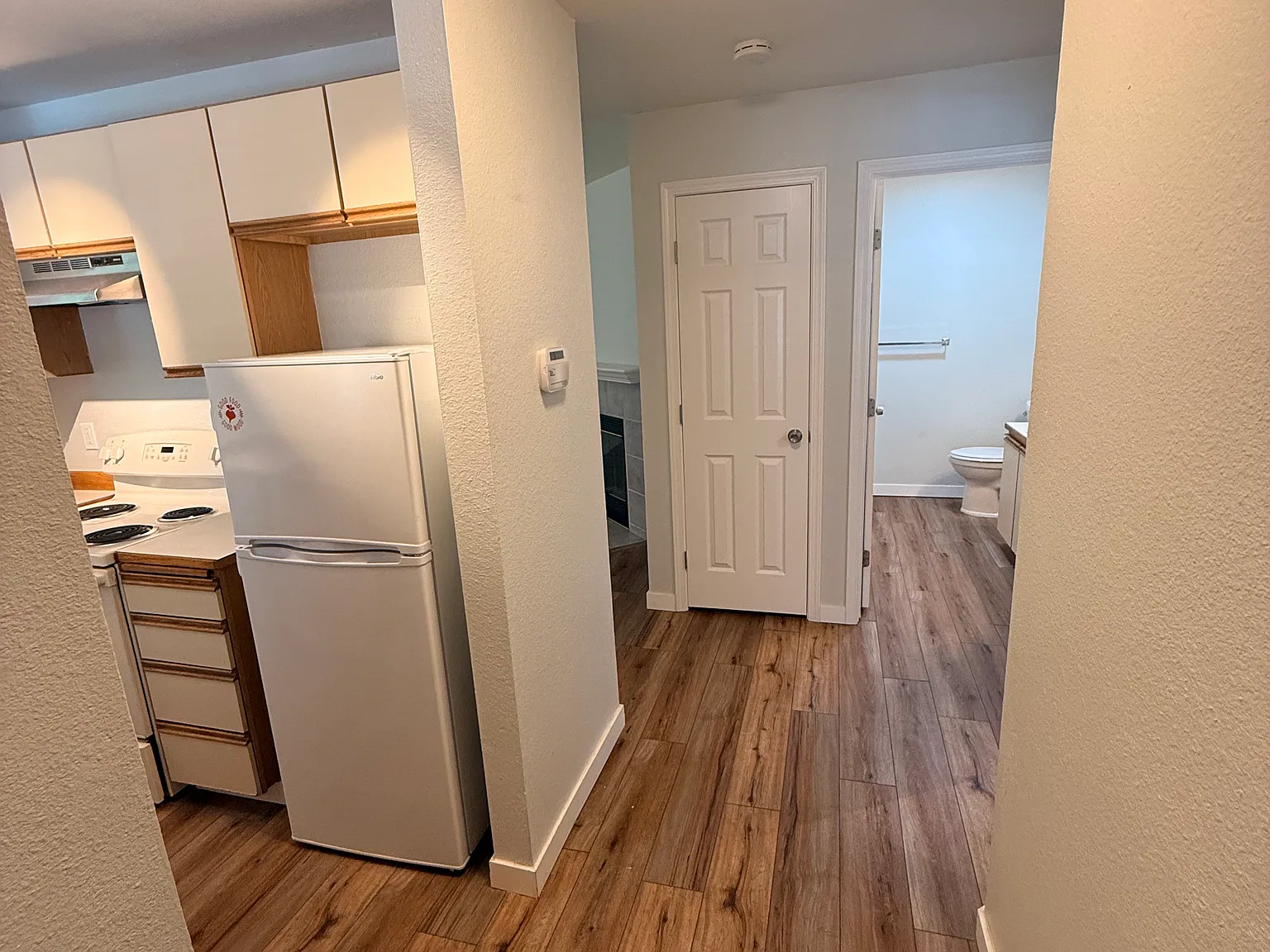 2 bed, 1.5 bath, 950 sqft, $1,800 — Photo 1