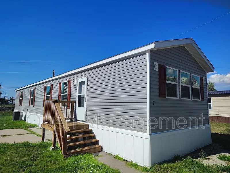 Scottsbluff Estates Mobile Home Community — Photo 3